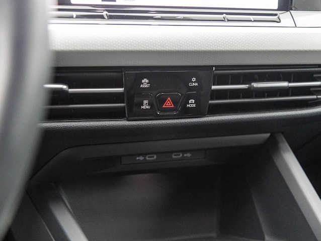 Volkswagen Golf 1.5 eTSI Golf VIII