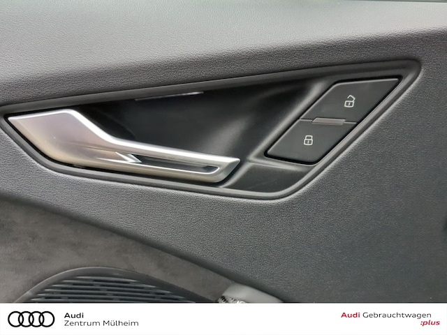 Audi TT RS Quattro Roadster S-Tronic