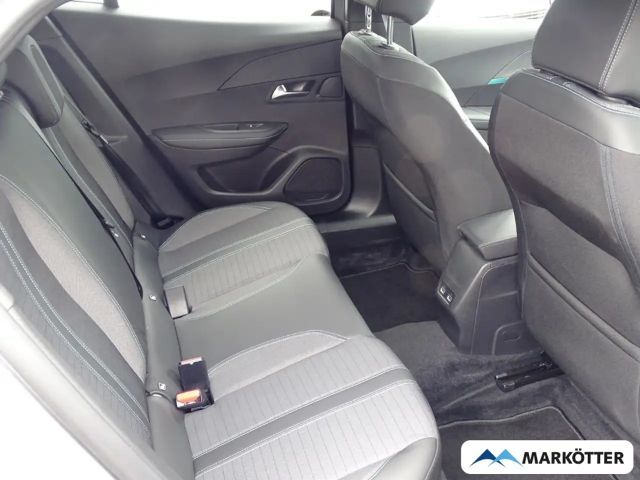 Peugeot E-2008 Allure Pack