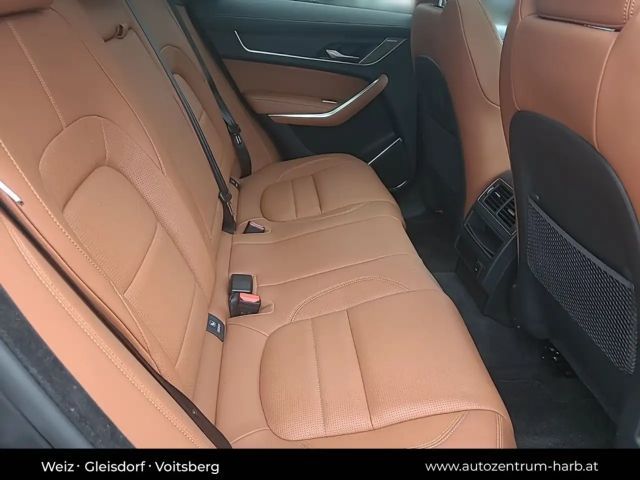 Jaguar F-Pace D200 R-Dynamic