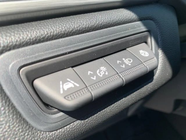 Renault Captur Intens TCe 140