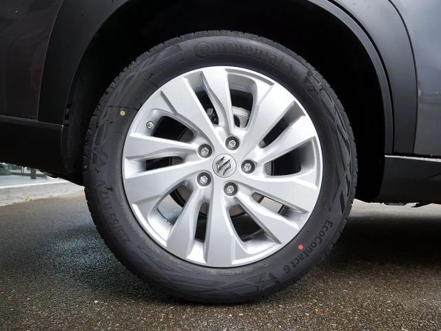 Suzuki S-Cross Hybrid