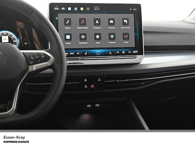 Volkswagen Golf 1.5 eTSI DSG