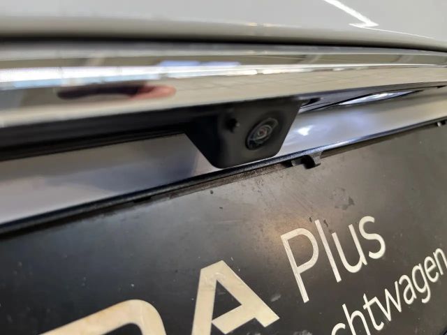 Skoda Superb 1.4 TSI Combi iV