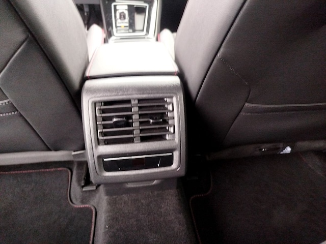 Volkswagen Golf 2.0 TSI DSG GTI