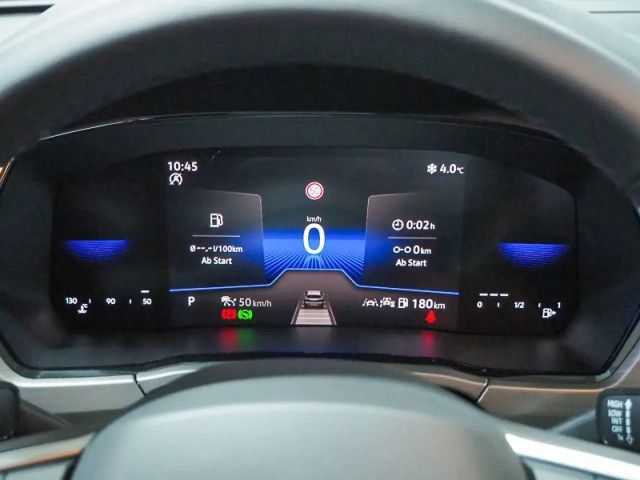 Volkswagen Touran 1.5 TSI DSG IQ.Drive R-Line