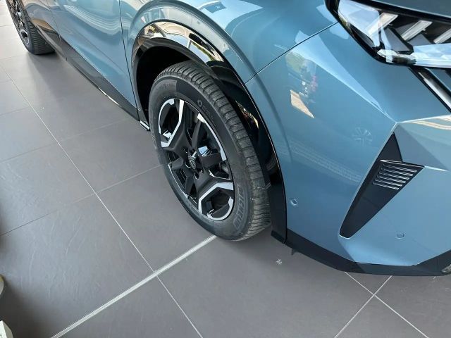 Peugeot E-5008 GT-Line