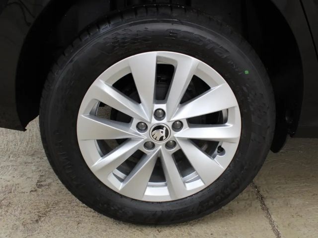 Skoda Kamiq Essence TSI