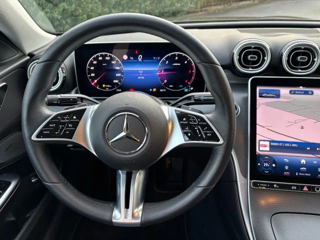 Mercedes-Benz C 220 4MATIC C 220 d Sedan