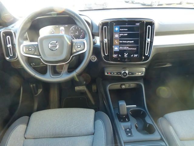 Volvo XC40 Momentum T3