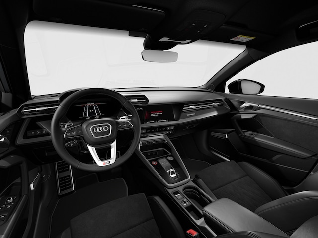 Audi RS3 Quattro S-Tronic Sedan