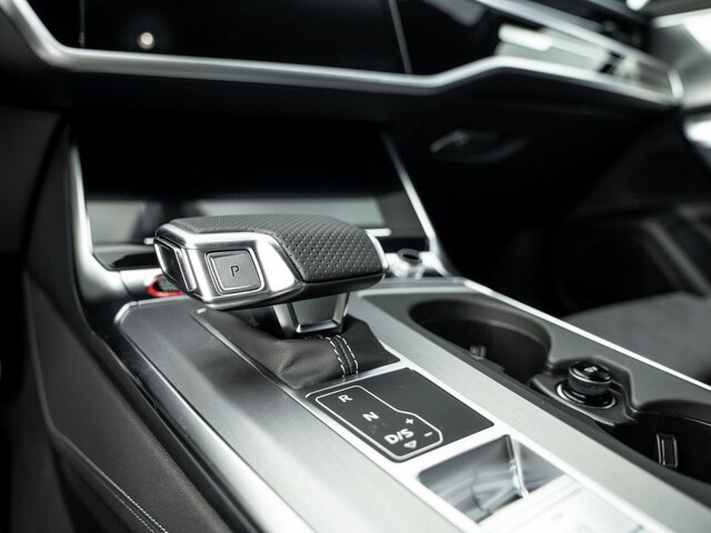 Audi S6 Avant Quattro