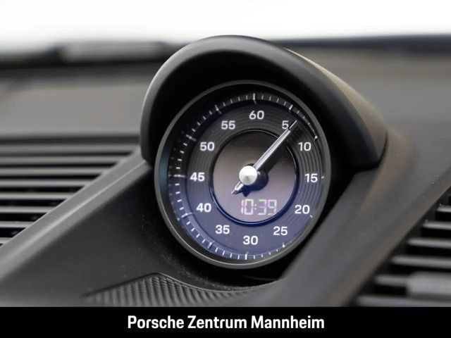 Porsche 992 Cabrio Carrera GTS