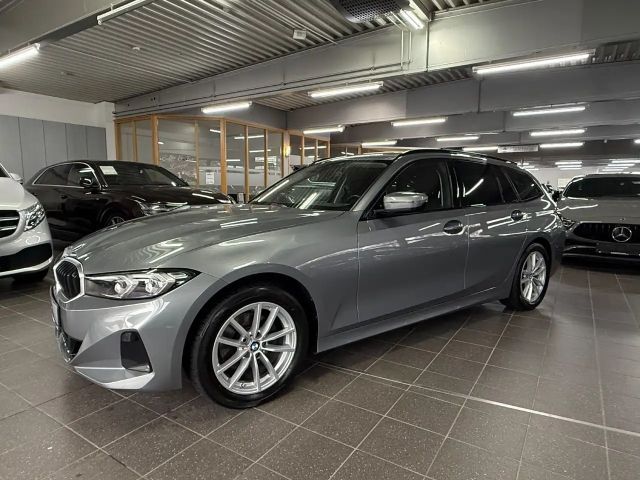 BMW 320 320d Touring xDrive