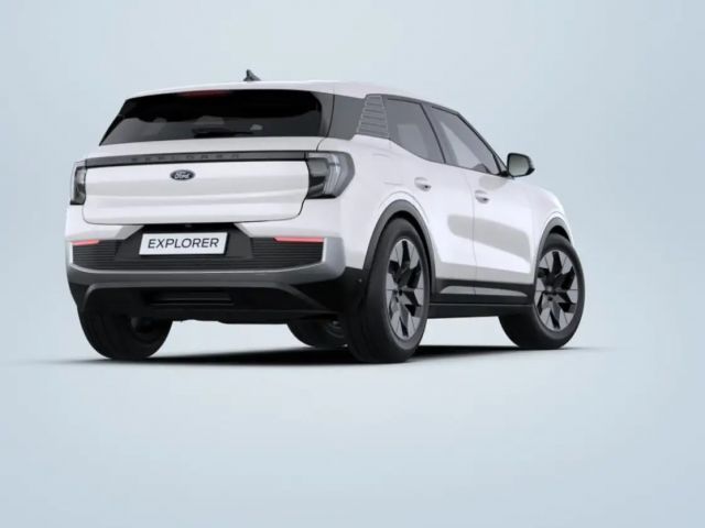 Ford Explorer RWD