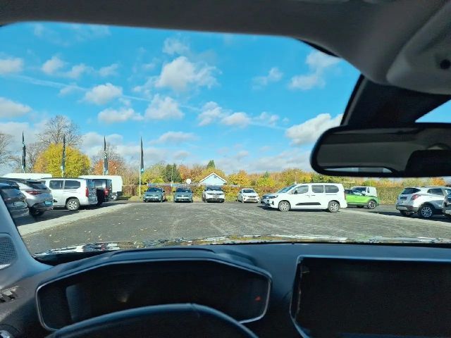 Peugeot E-2008 Allure Pack