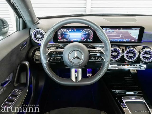 Mercedes-Benz A 200 AMG Line Hatchback