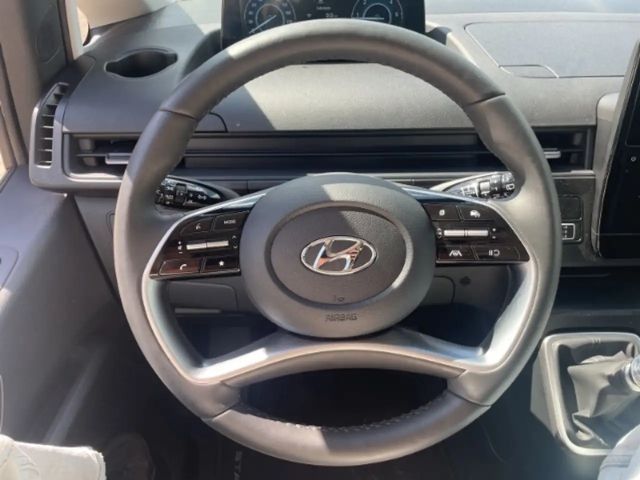 Hyundai Staria Trend