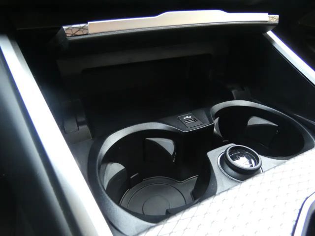 BMW 320 320i M-Sport Touring