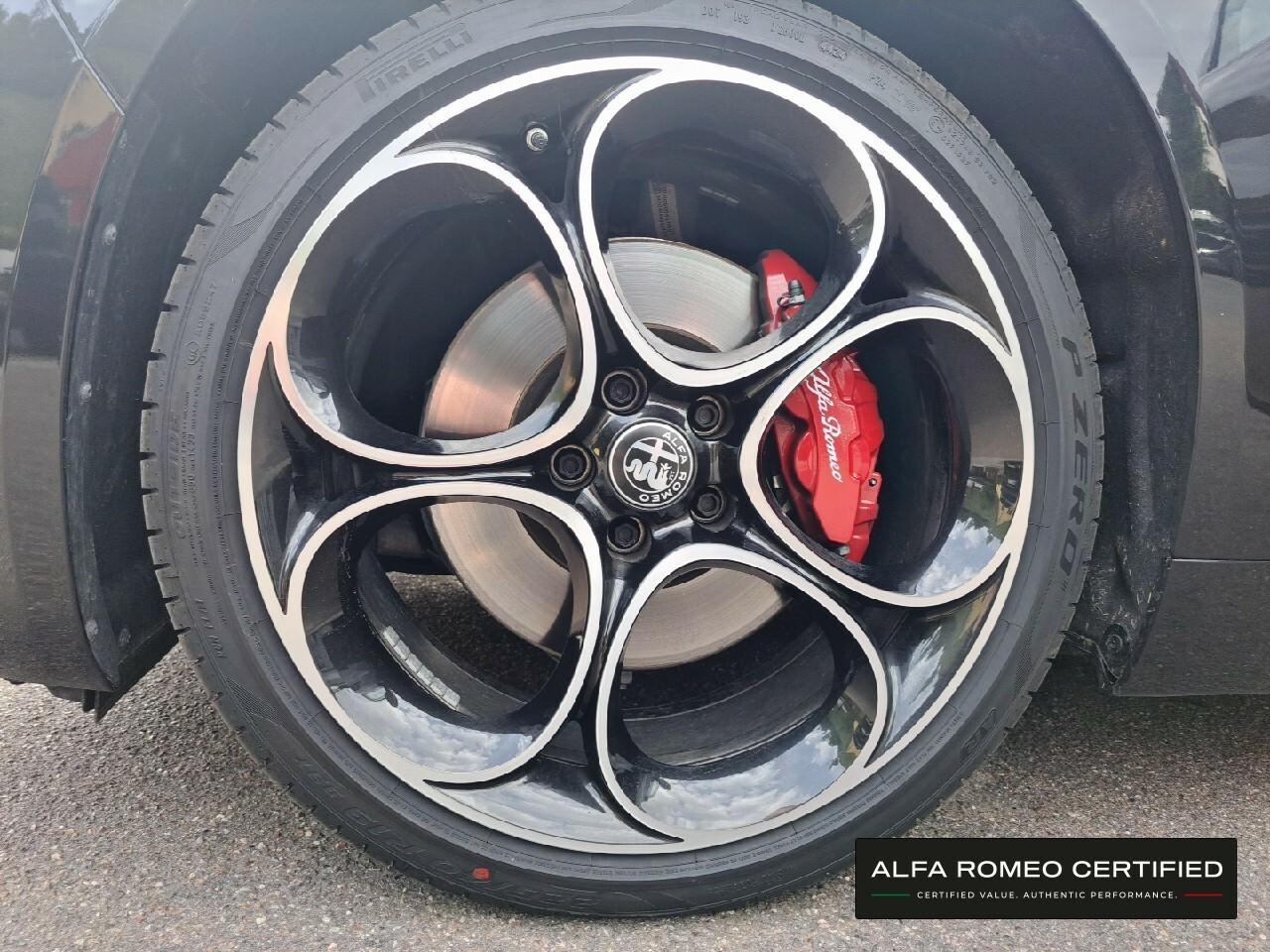 Alfa Romeo Giulia AT8 Q4 Turbo Veloce