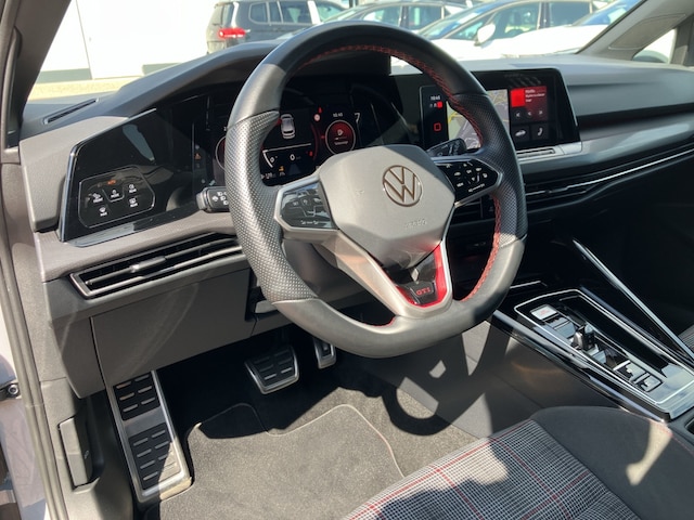Volkswagen Golf DSG GTI Style