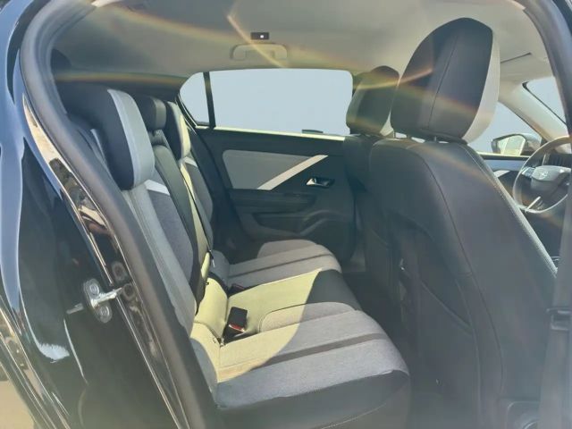 Opel Astra 1.2 Turbo Elegance Turbo