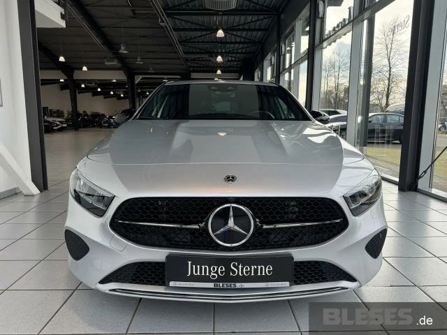 Mercedes-Benz A 220 4MATIC Progressive