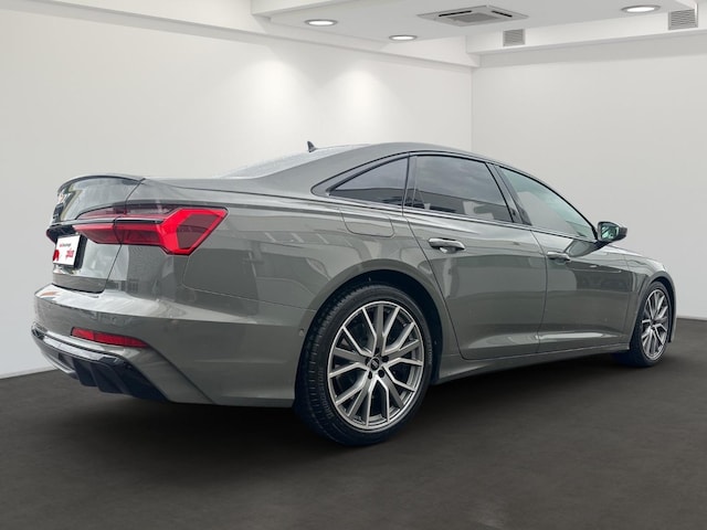 Audi S6 Quattro Sedan