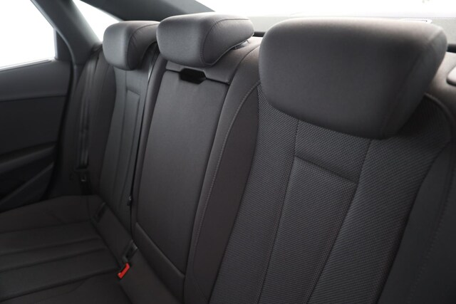 Audi A4 40 TDI Quattro S-Tronic Sedan