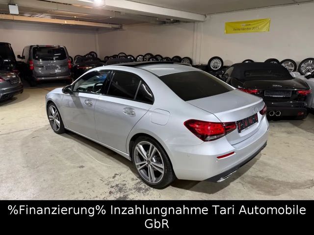 Mercedes-Benz A 180 Limousine Widescreen,Night,Pano,Burmes,19"