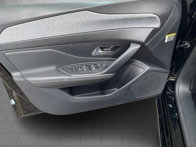 Peugeot 308 Ganzjahresreifen Navi DAB SHZ LED T-Leder Memory S