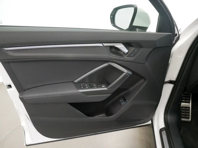 Audi Q3 45 TFSI Hybride S-Line