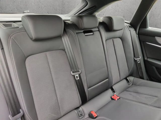 Audi A6 45 TFSI Avant Quattro S-Line S-Tronic