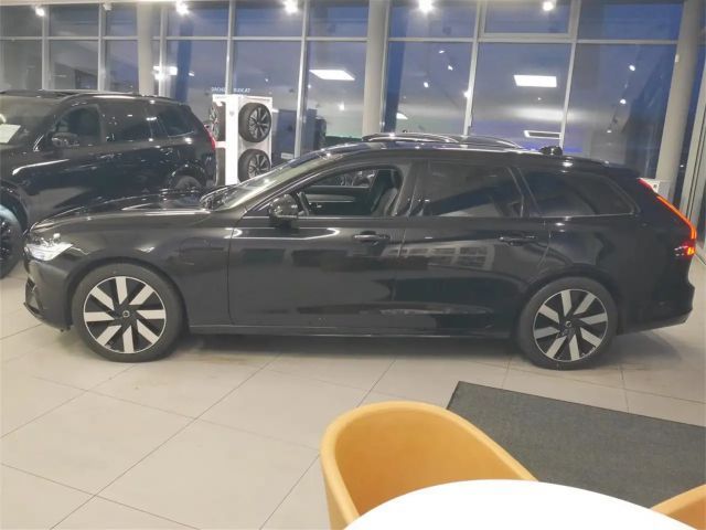 Volvo V90 AWD Dark Plus T6