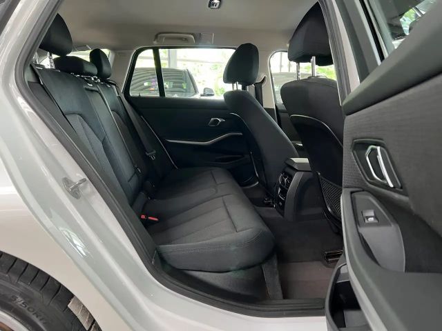 BMW 318 318d Touring