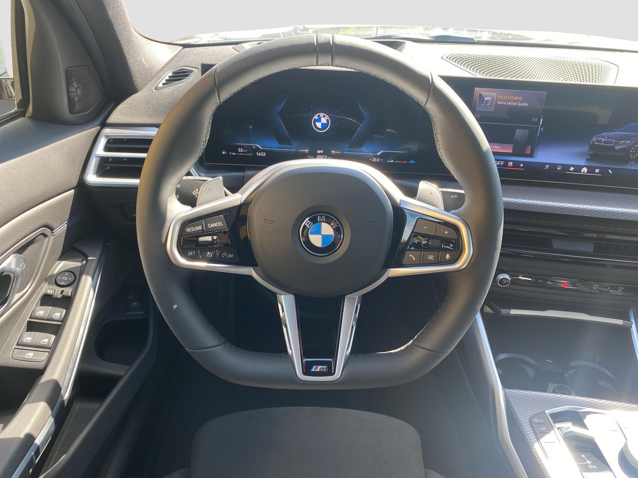 BMW 320 320i Sedan xDrive