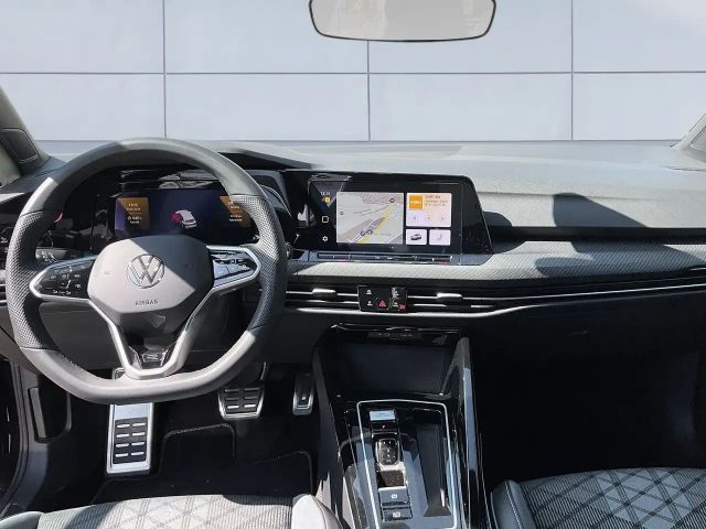 Volkswagen Golf 1.5 eTSI R-Line Variant