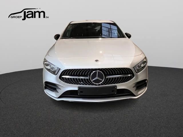 Mercedes-Benz A 200 A 200 d AMG Line