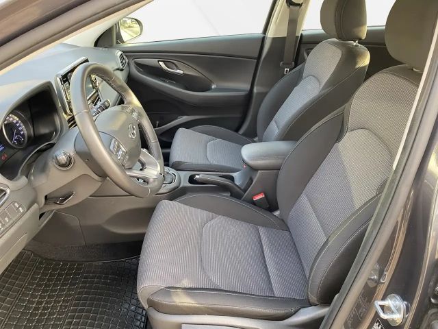 Hyundai i30 Hybrid Select