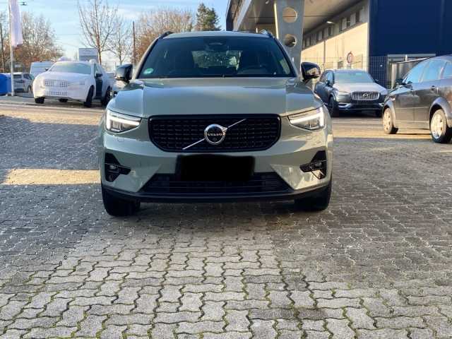Volvo XC40 Dark Plus