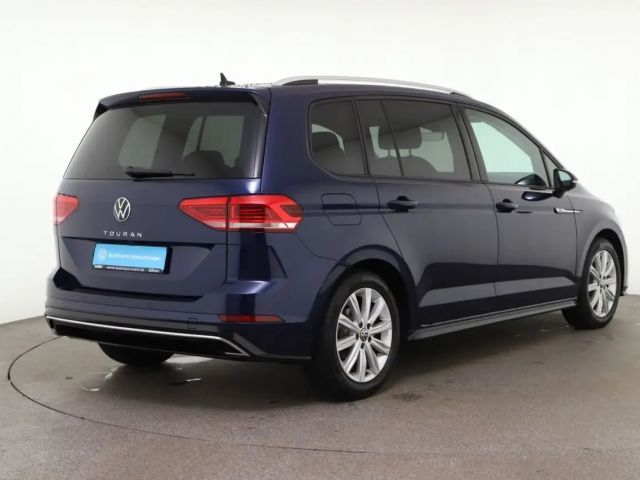 Volkswagen Touran 1.5 TSI DSG R-Line