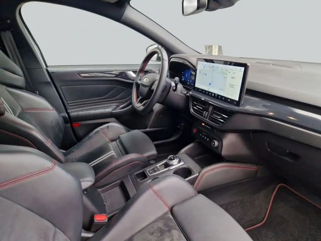 Ford Focus EcoBoost ST Line