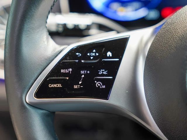 Mercedes-Benz EQE SUV 350