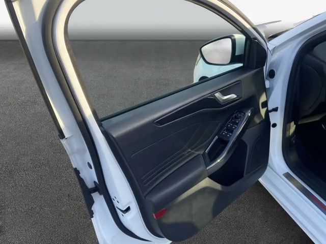 Ford Focus EcoBoost ST Line
