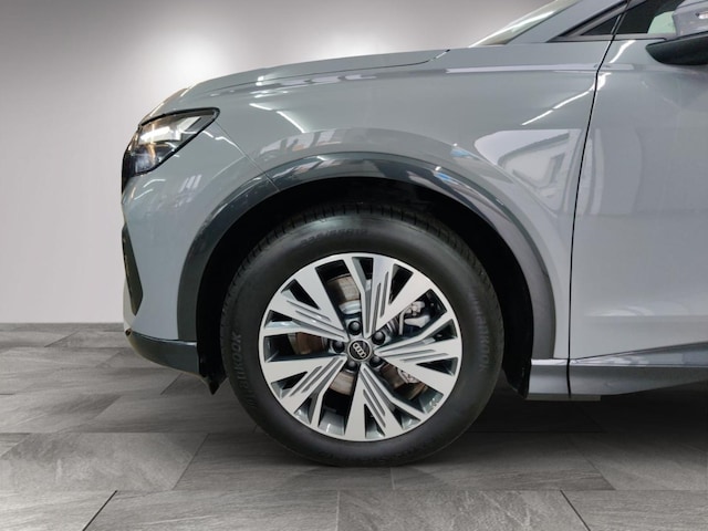 Audi Q4 e-tron SUV 45 e-tron Audi Q4 e-tron