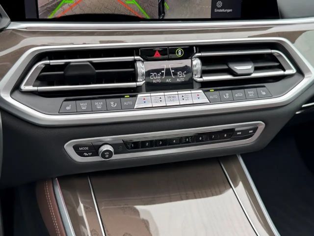 BMW X5 i CRYSTAL PANO-SKY GESTIK H/K HUD LASER