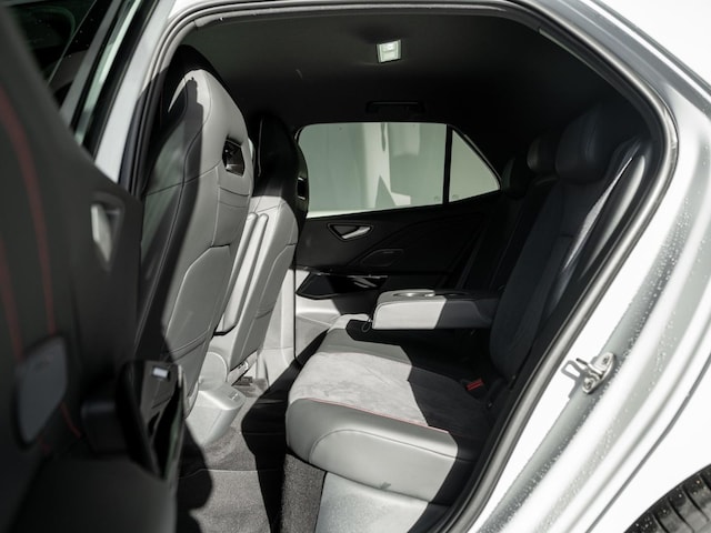 Volkswagen ID.3 210 kW IQLight Kam. Navi 360 ACC