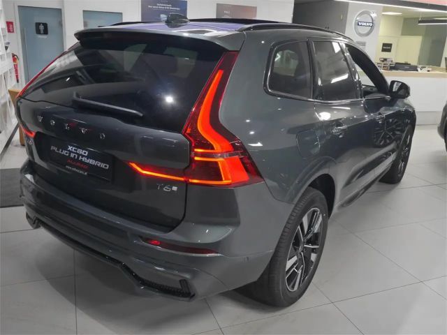 Volvo XC60 AWD Dark Plus T6