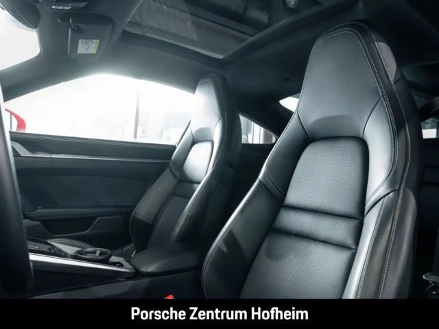 Porsche 992 Carrera Coupé