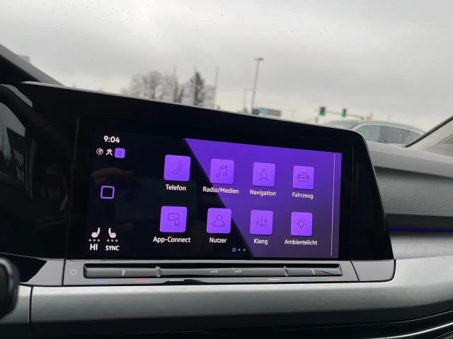 Volkswagen Golf Life Variant